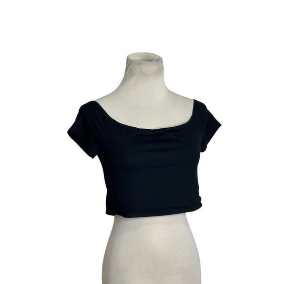 Blue Life black off shoulder short sleeves crop top size M - Picture 9 of 9